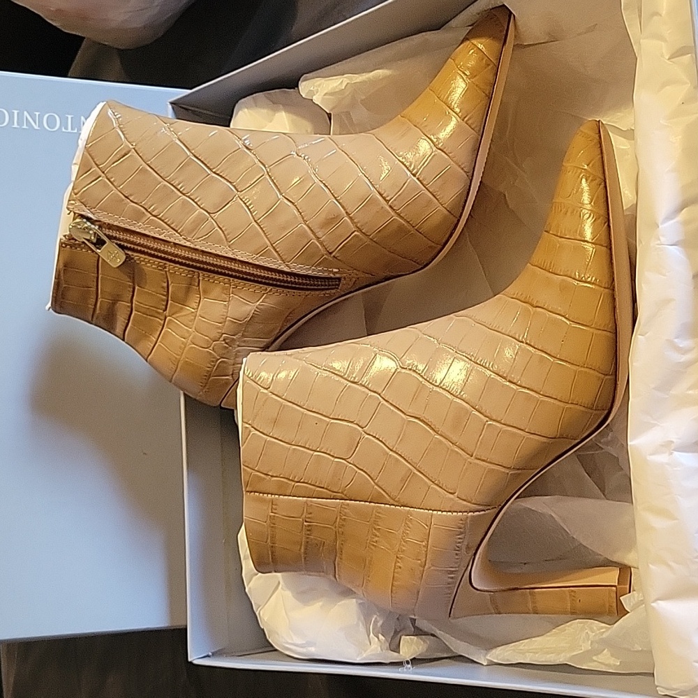 Antonio Melani Boots